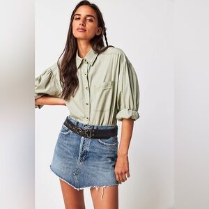 Agolde Parker Angled Hem Skirt in Entrance